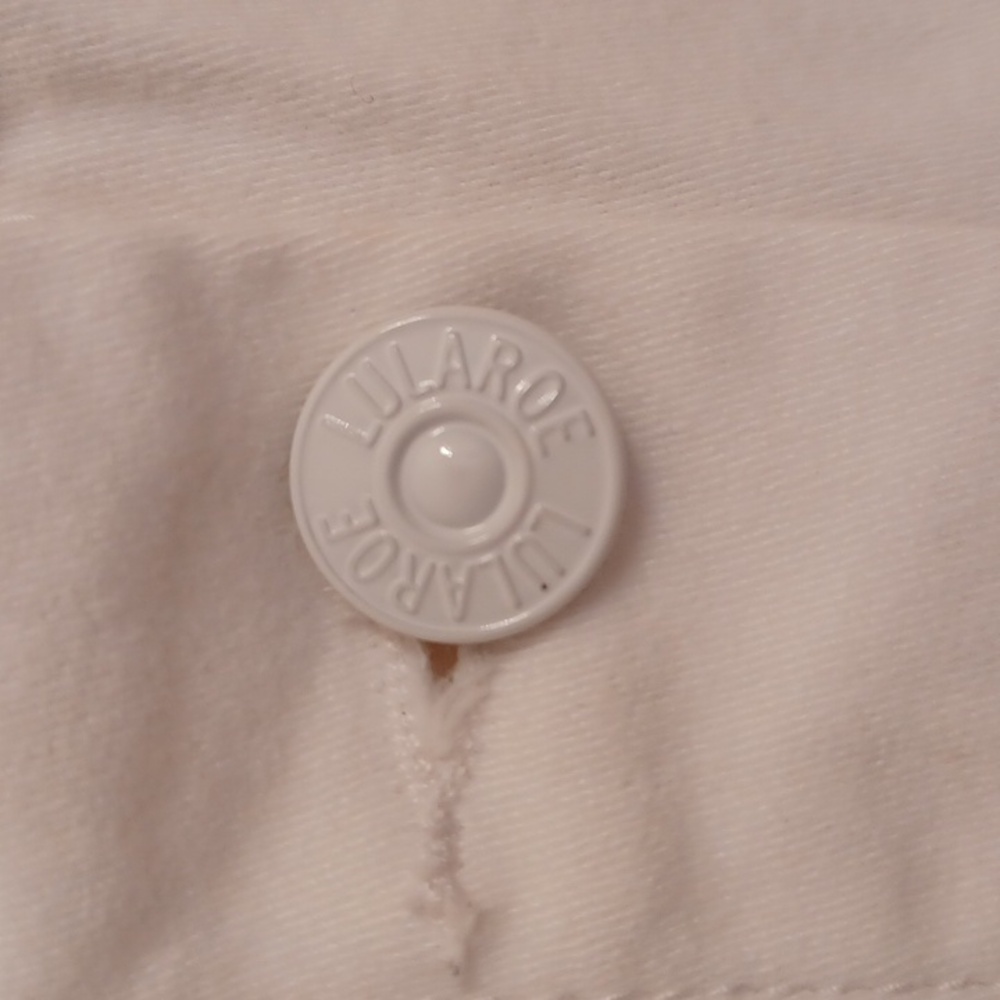 Soft White Button-Front Jacket - Picture 4 of 7